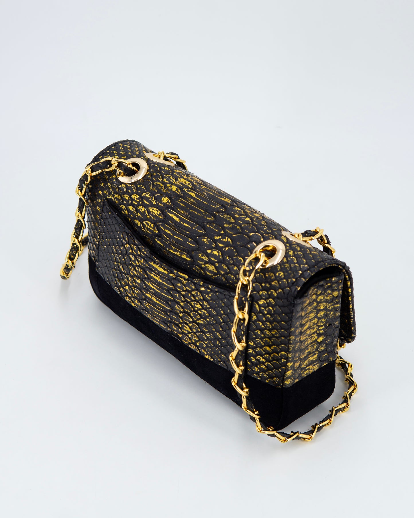 Noir Luxe Python